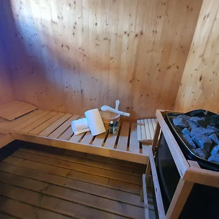 Chalé In Near Lift Hohentauern